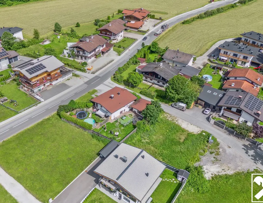 Ebenes Baugrundstück in idyllischer Lage