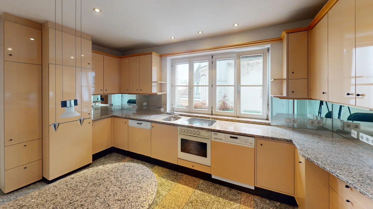 Exklusive DG-Wohnung in 1070 Wien mit 91m² Dachterrasse