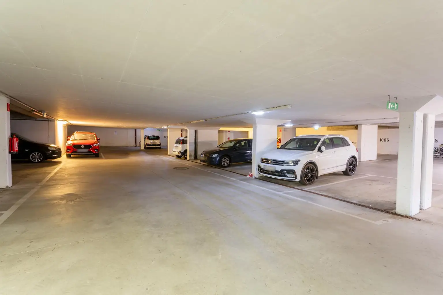 Tiefgaragen Parkplatz