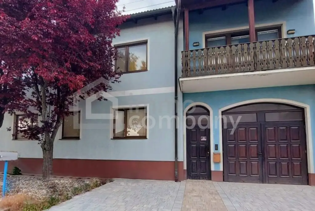 Platz für ALLE- Einfamilienhaus mit Einliegerwohnung!