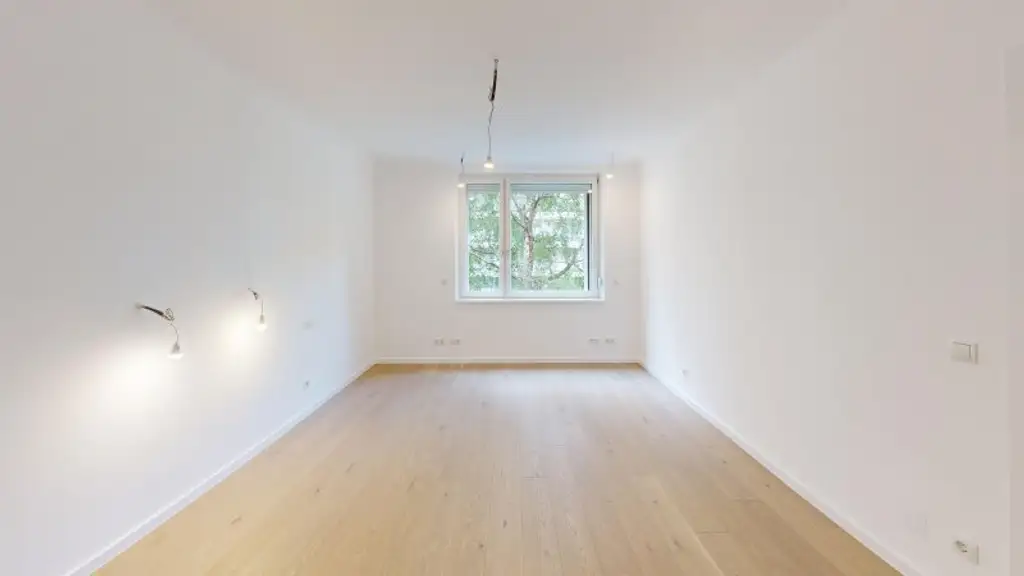 Seltene, hofseitige 3-Zimmer-Wohnung in toller Lage - Erstbezug nach Sanierung