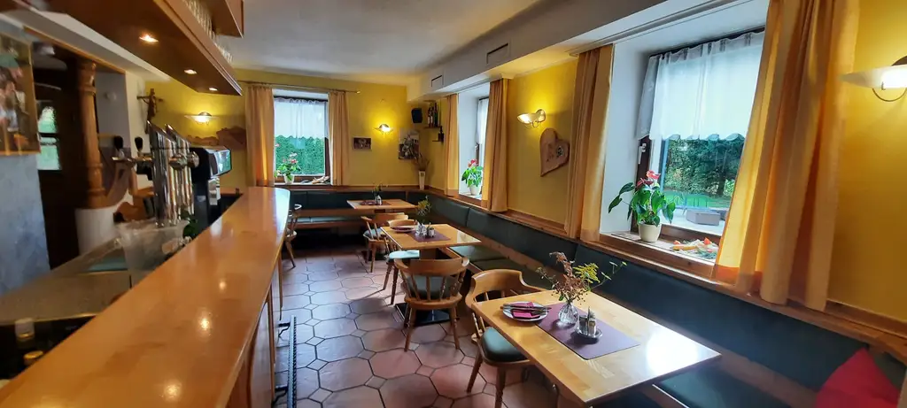 Gutgehender Gastbetrieb mit Zimmervermietung -  Schi- und Wanderregion Nassfeld Hermagor