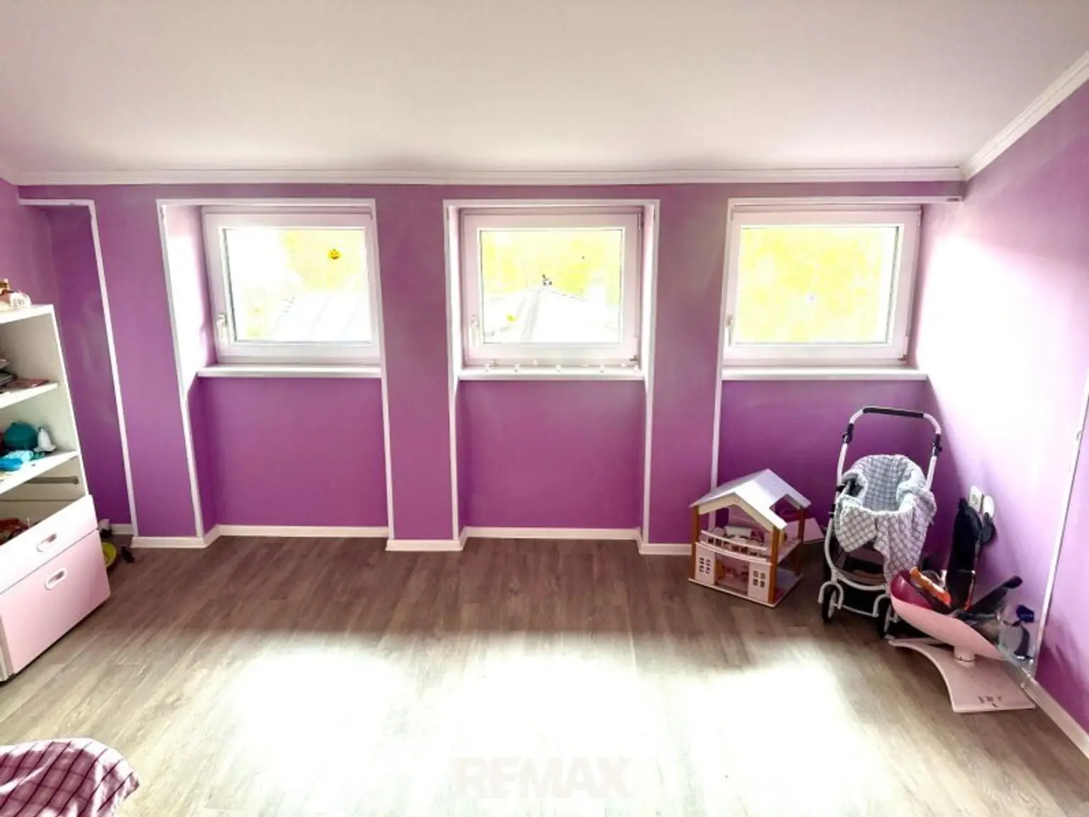 OG Zimmer mir begehbarer Garderobe