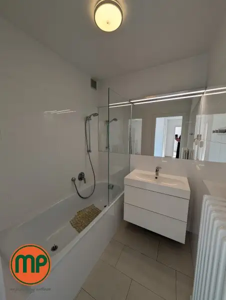 helle 3 Zimmerwohnung mit Loggia im Herzen von Döbling - Sie können sofort einziehen