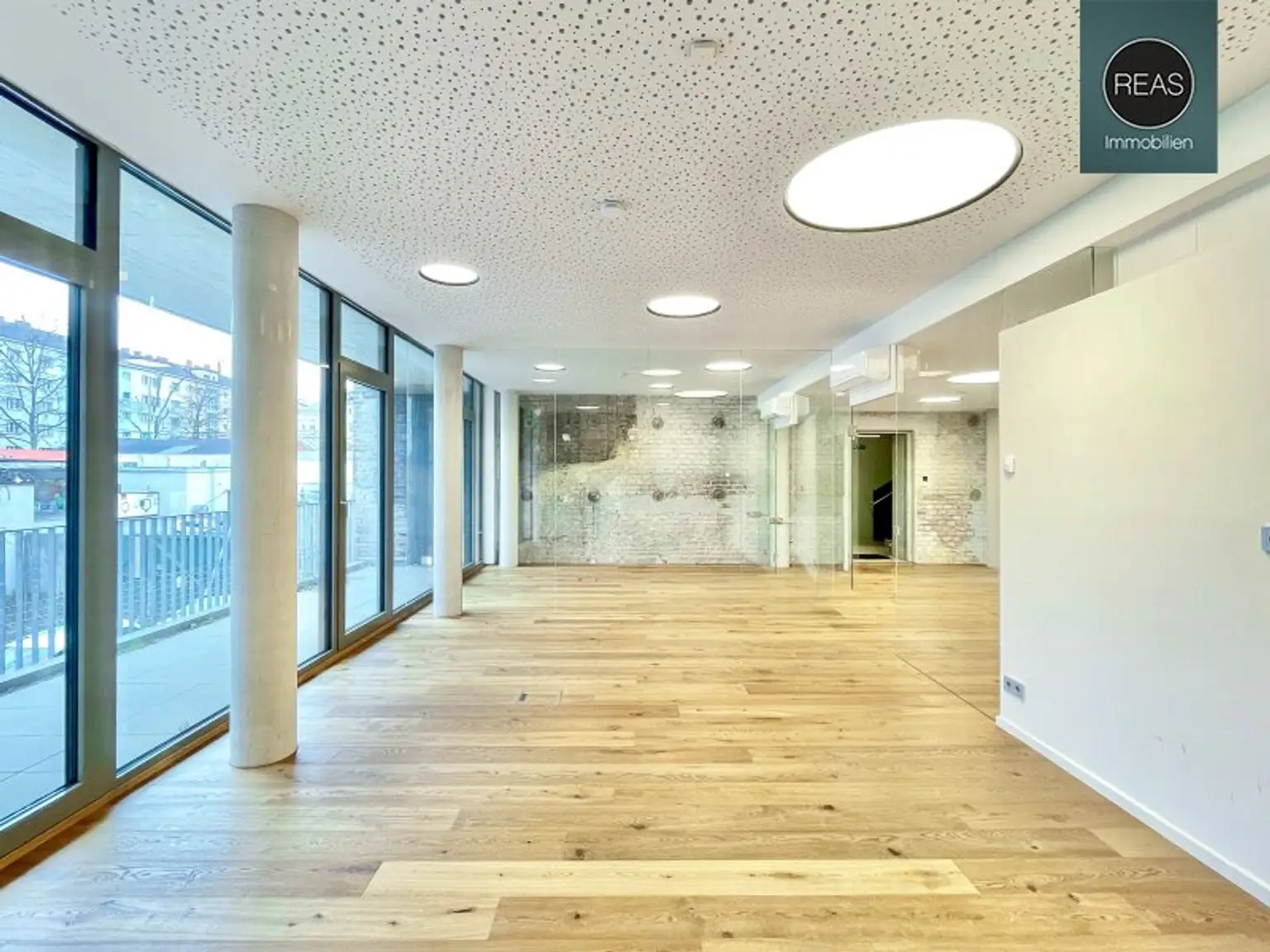 Sehr gut ausgestattetes Loft mit 2 Terrassen in der Brotfabrik Wien!