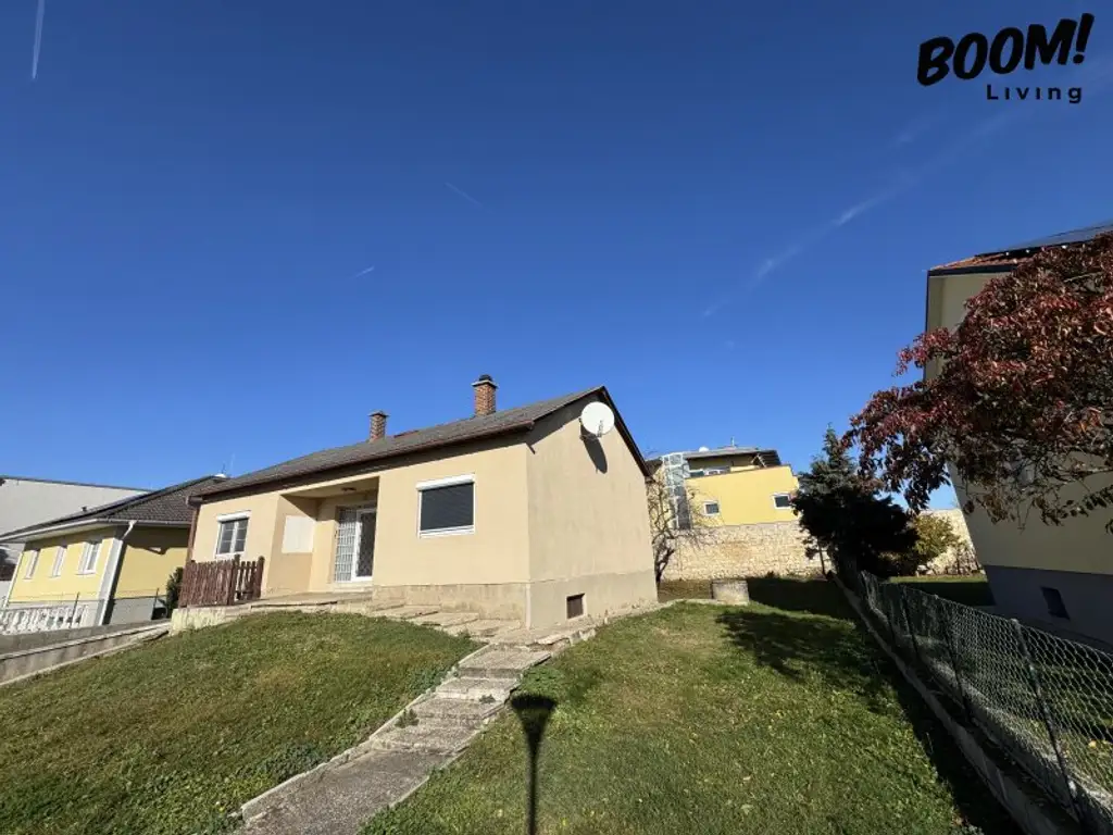 Charmantes Einfamilienhaus mit großem Garten – Ihr Rückzugsort im Grünen!