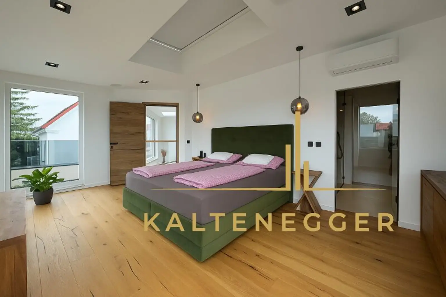 Luxuriöses Einfamilienhaus mit Pool in Kottingbrunn - hochwertig und modern