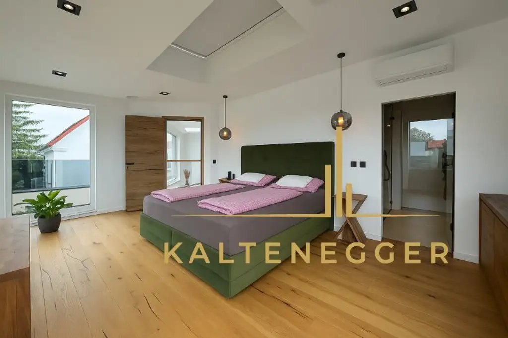 Luxuriöses Einfamilienhaus mit Pool in Kottingbrunn - hochwertig und modern