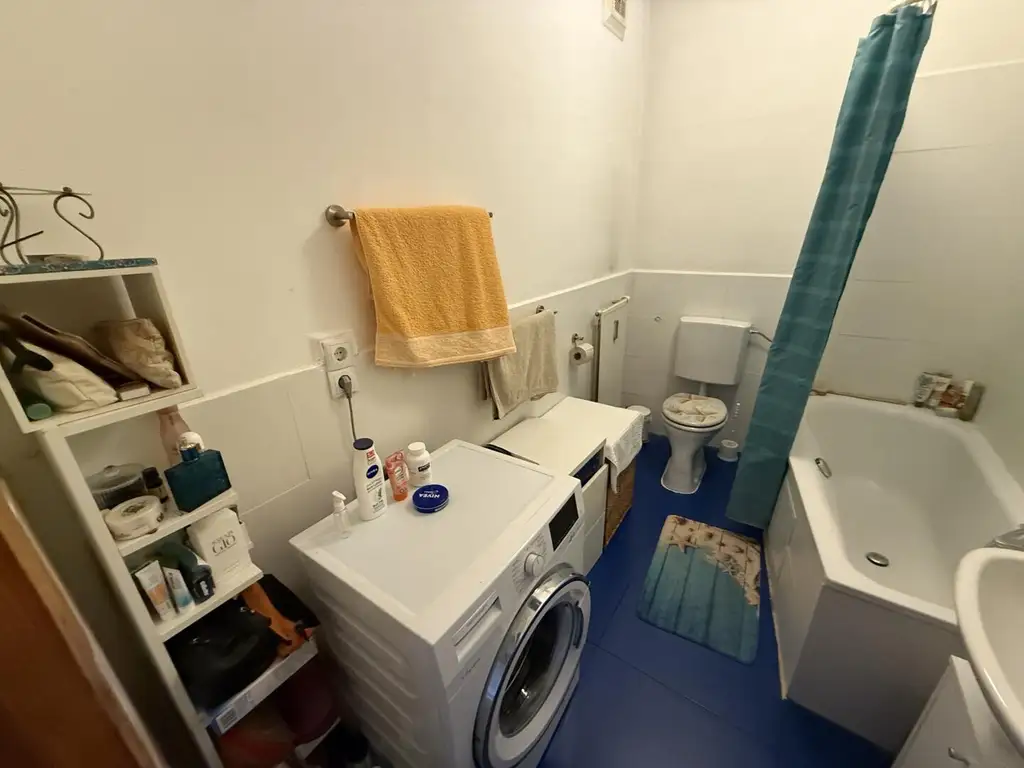 Prov-Frei - Dreihackengasse, nette Großgarconniere inkl. Küche zu vermieten nach Absprache