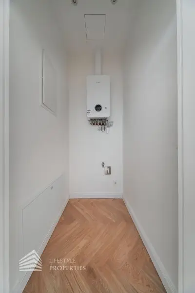 Heller 4-Zimmer Erstbezug mit Balkon, Nähe Meiselmarkt