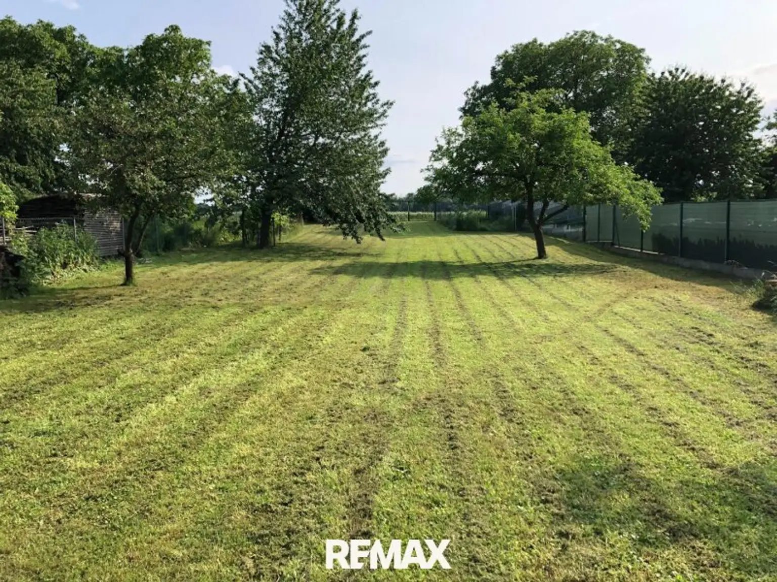 Garten Ansicht in Richtung Güterweg Hinter den Gär