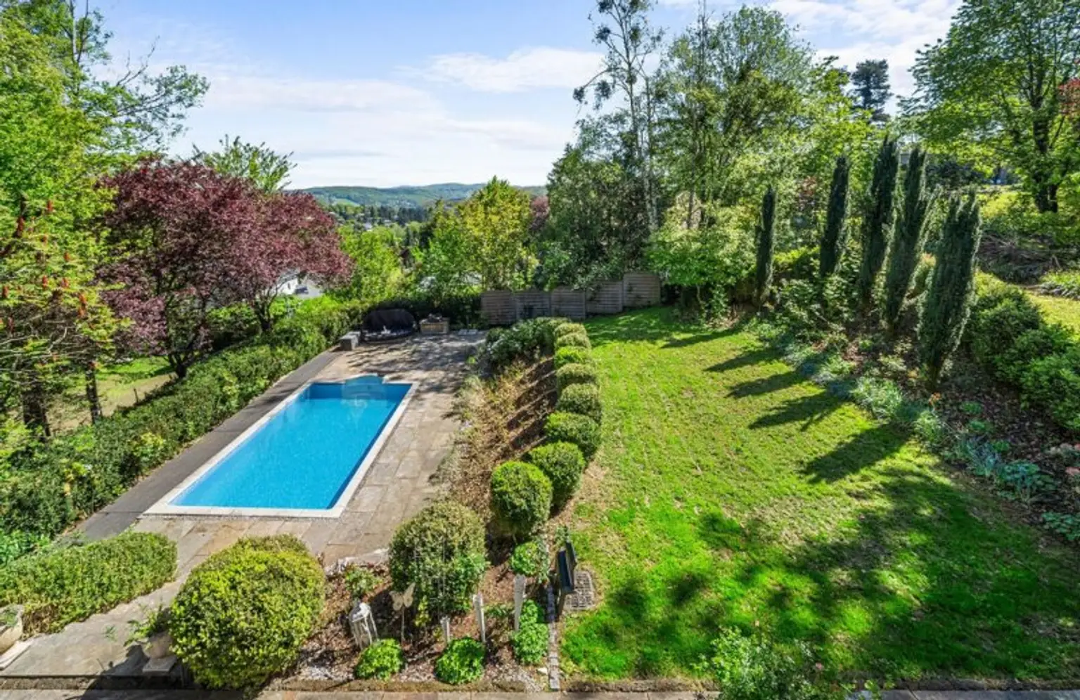 Wunderschöne Villa mit Pool und weitläufigem Grundstück, Nähe Pressbaum