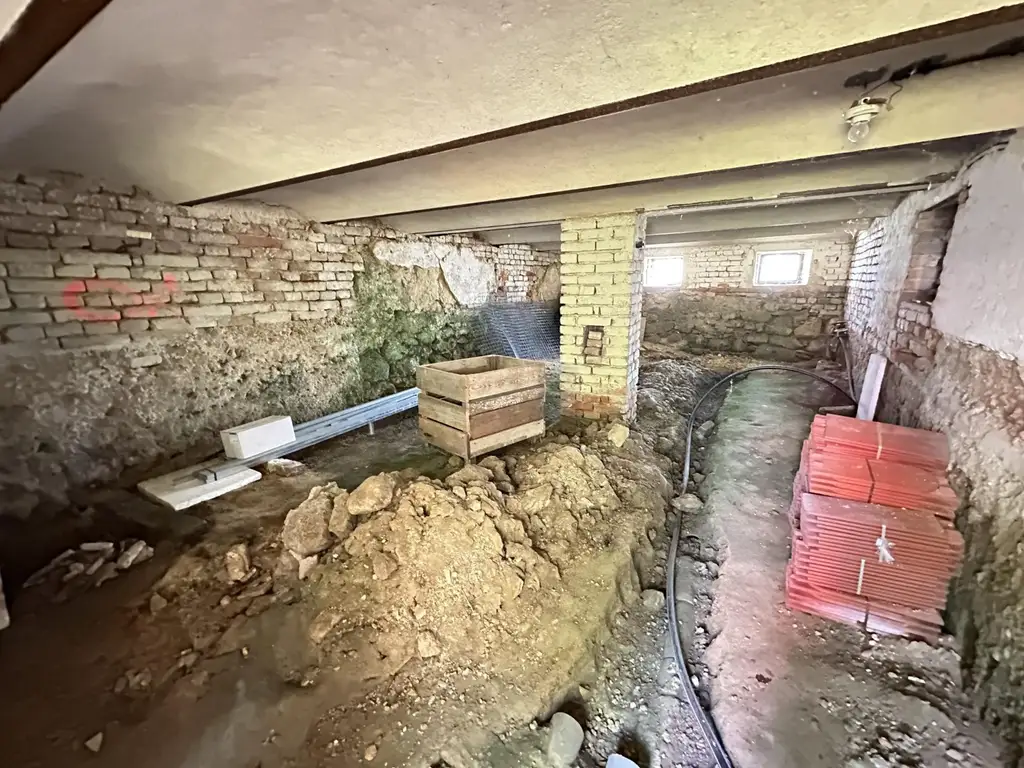 "Einfamilienhaus mit großem Grundstück in Schrattenberg"