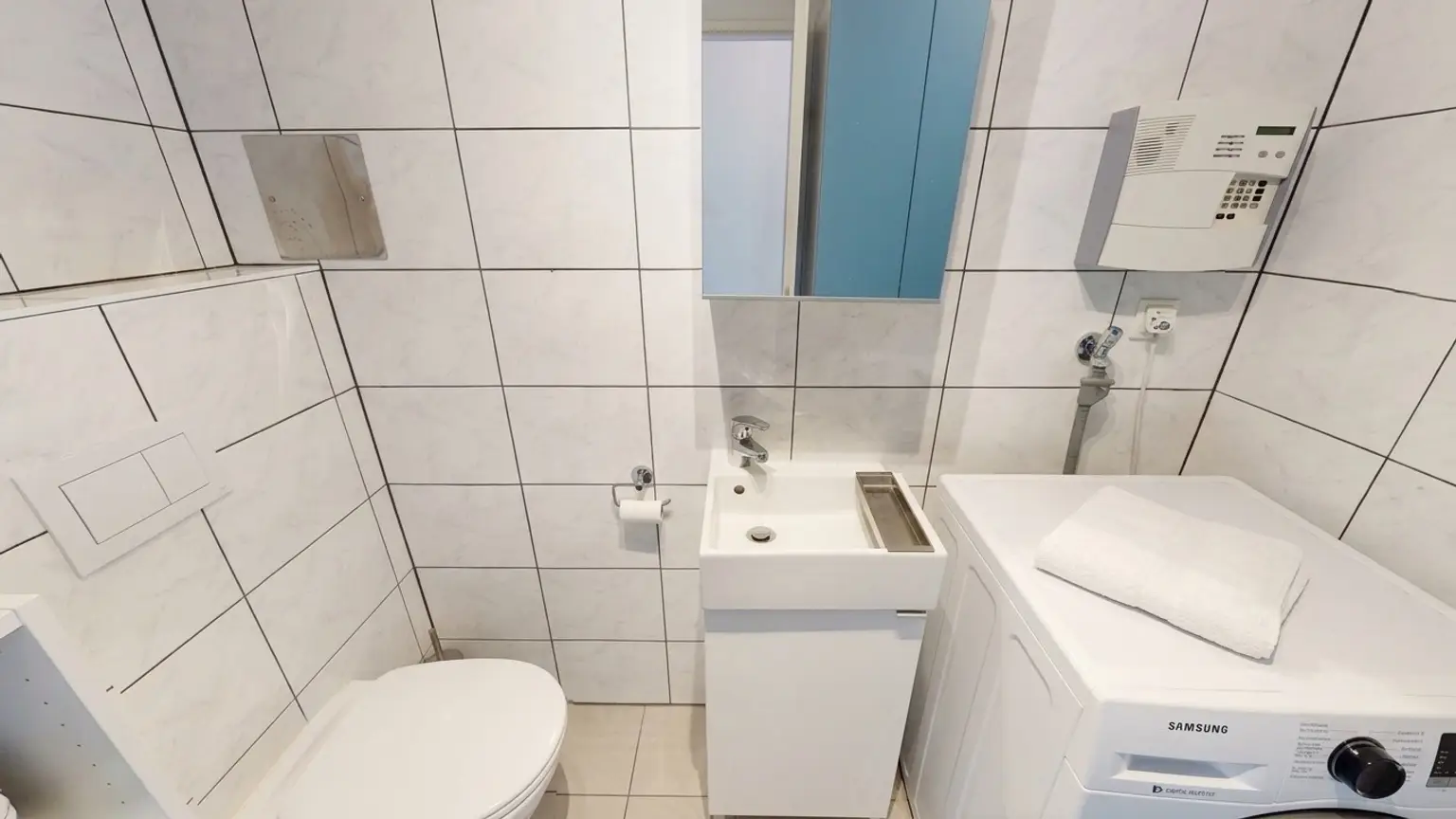 Helle Familienwohnung mit 2 Loggien und Gemeinschaftsgarten