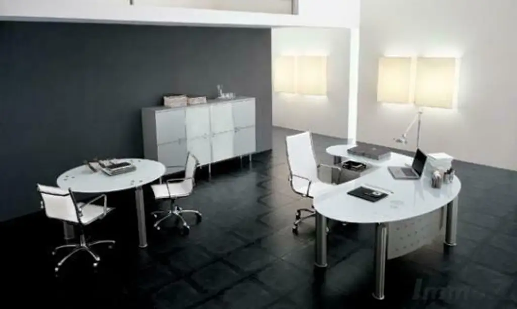 **Honorarfrei** Top Geschäftslokal mit Portal ** unmittelbare Nähe zum Hauptplatz Feldbach **
