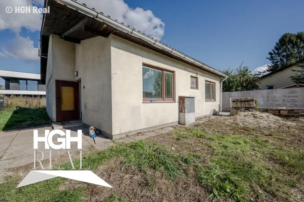 2231 Strasshof Charmanter Bungalow mit Garten und viel Potenzial nahe Bahnhof