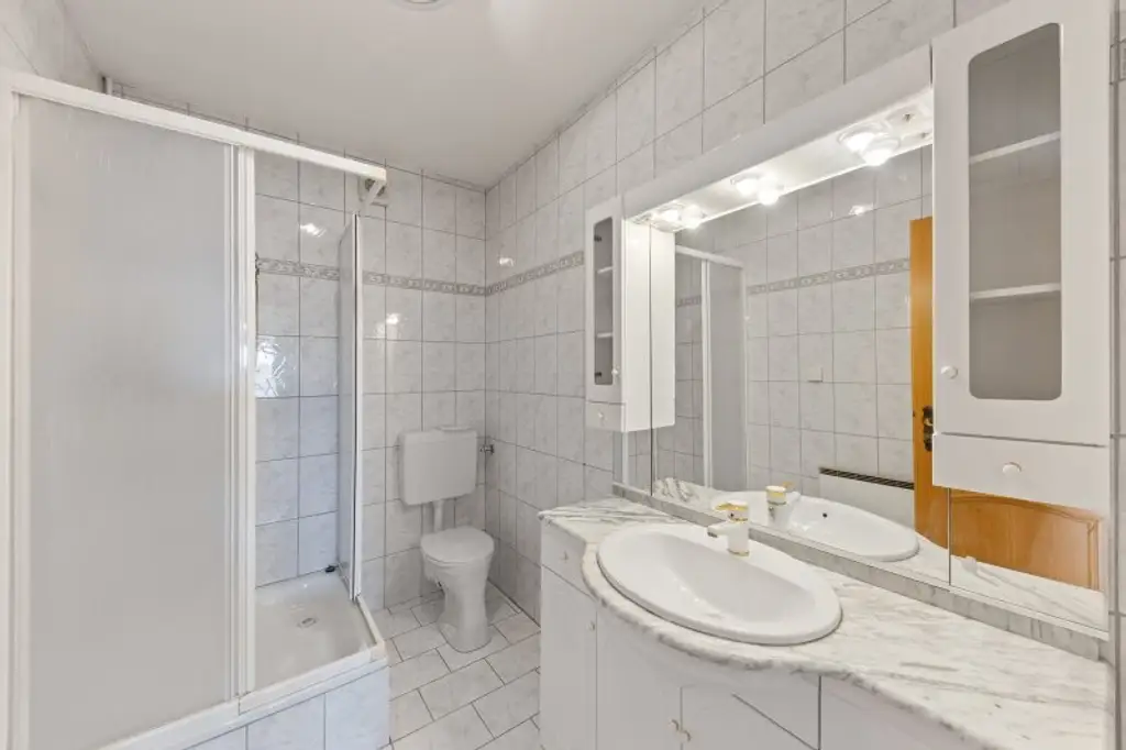 Bestlage Langenzersdorf: Unverbaubarer Fernblick!