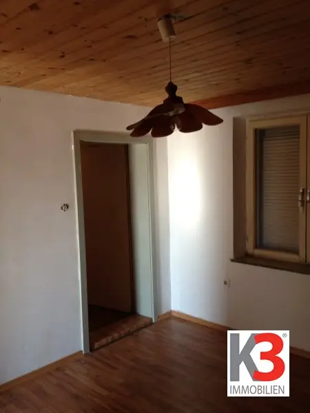 !!! Kleiner ruhig gelegener Bungalow mit Baugrund in der Nähe von Braunau !!!