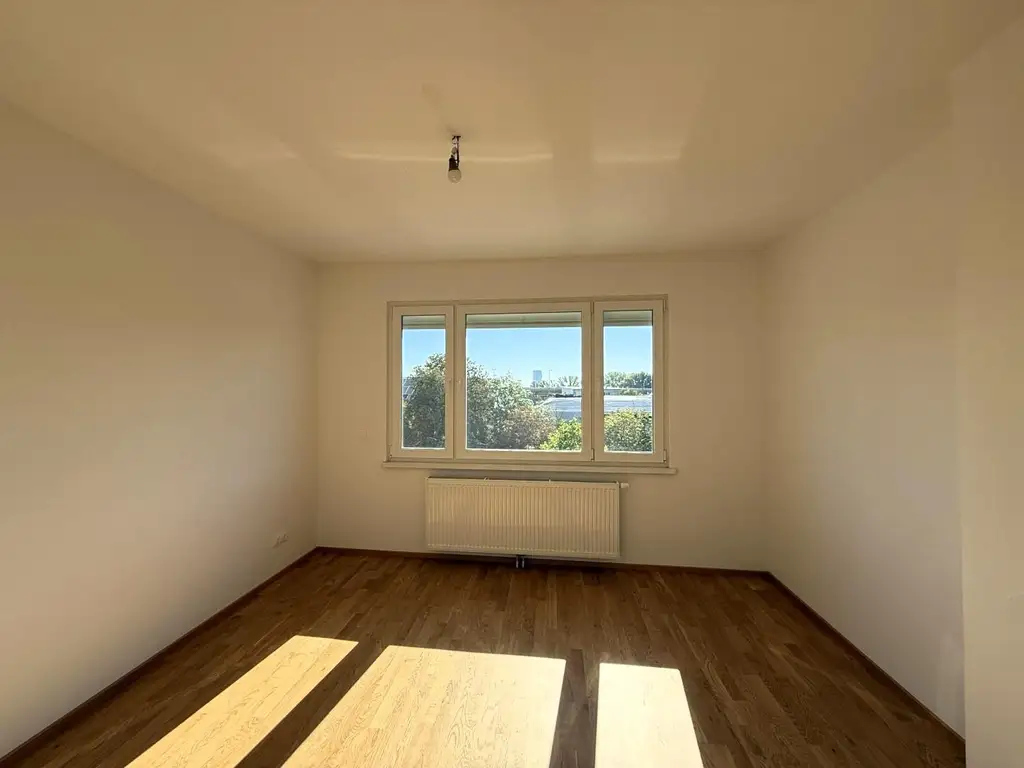 3-Zimmerwohnung im Erstbezug nach Generalsanierung // 3-room apartment, first occupancy after complete renovation //