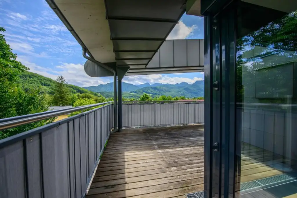 Luxuriöse, lichtdurchflutete Penthousewohnung mit atemberaubendem Ausblick