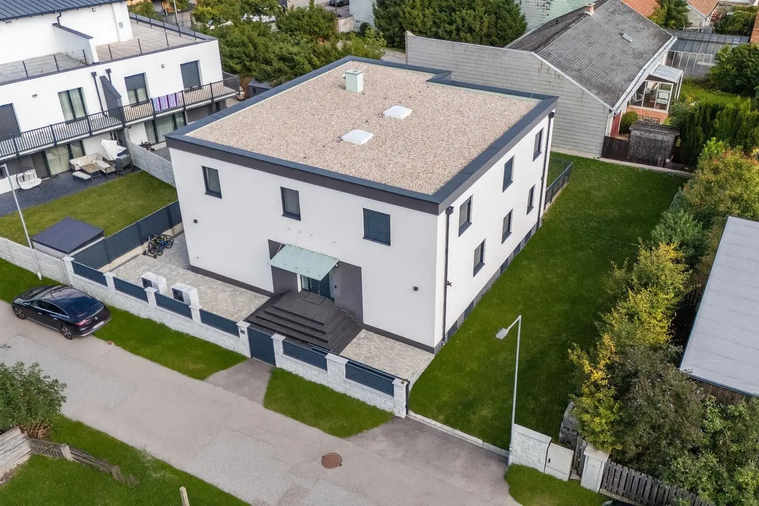 "Exklusives Einfamilienhaus in Mannswörth – Luxus, Komfort und Lebensfreude unter einem Dach"