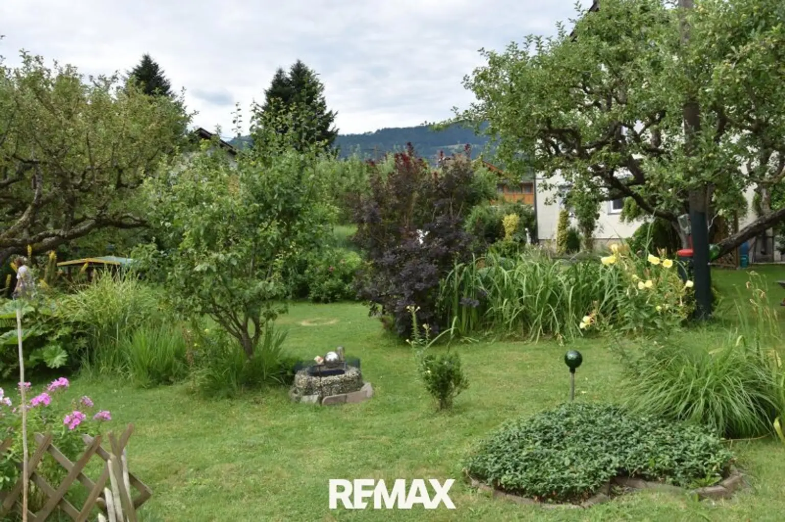 großer Garten