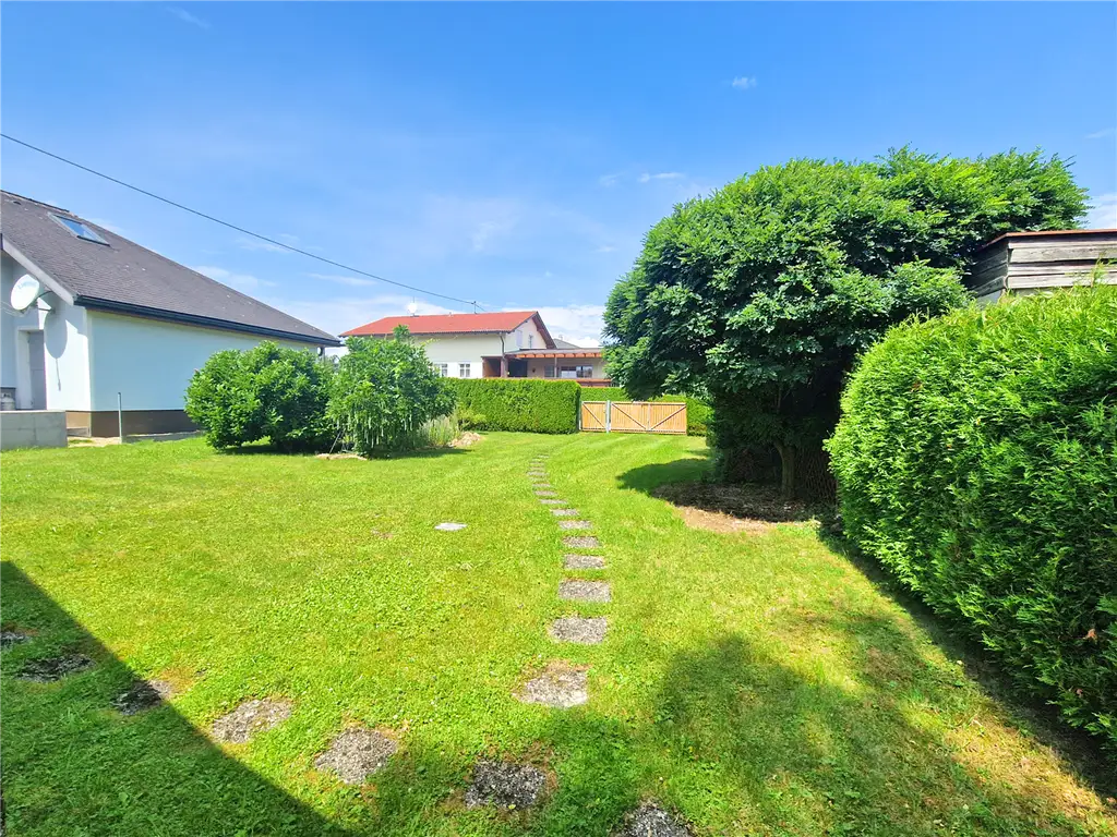 Idyllisches Freizeitgrundstück mit Gartenhütte in Forchtenau
