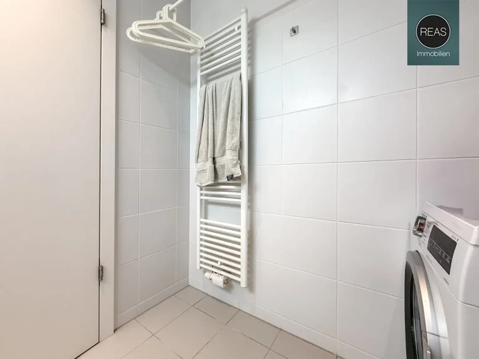 Traum Balkon - Wohnung in Hietzinger Bestlage! Garage verfügbar!