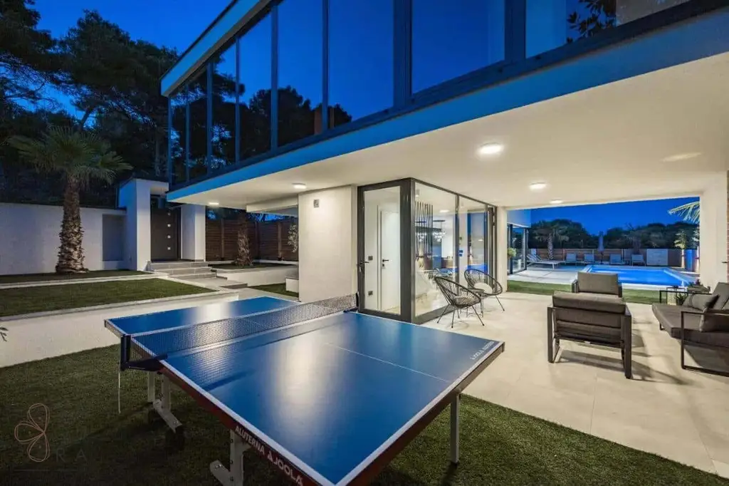New Villa Medulin – Moderner Luxus in Küstennähe mit Renditepotenzial