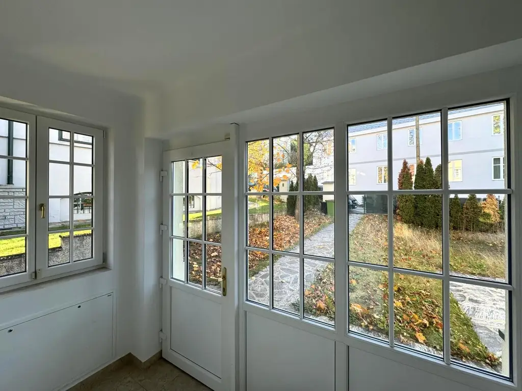 Charmante Alt-Patrizier Villa 3 Schlafzimmer, 4 Bäder + Wohnkeller // Charming old patrician villa, 3 bedrooms, 4 bathrooms + basement living area //