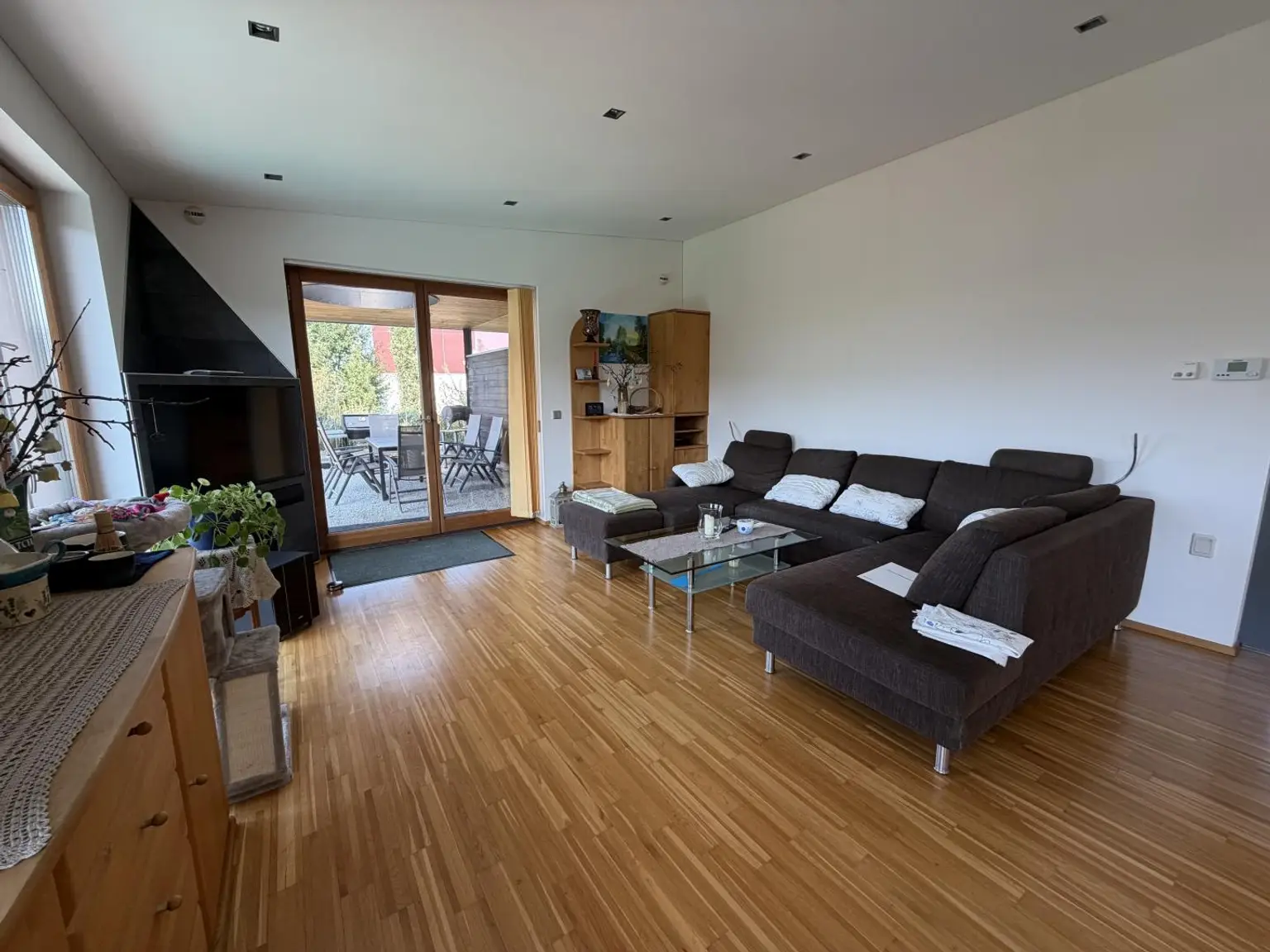 Wohn- Essbereich mit Zugang zur Terrasse OG