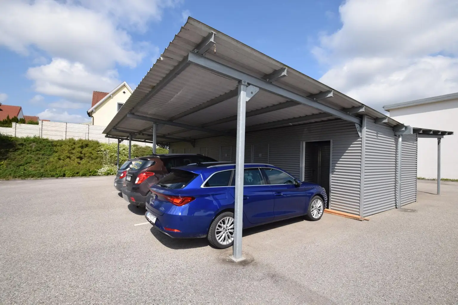 Carport mit Abstellraum
