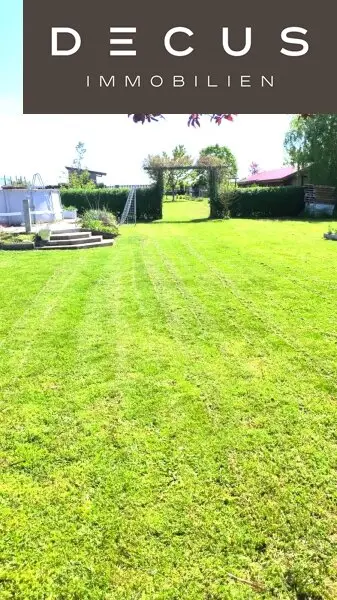 TRAUMHAFTES EINFAMILIENHAUS MIT MIT WOHNKÜCHE, 4 SCHLAFZIMMERN UND GROSSEM GARTEN