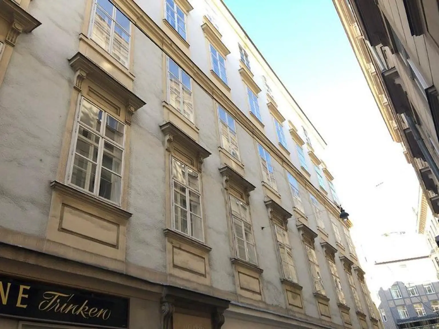 Schöne Innenstadtwohung in Top Lage Nähe Stephansplatz zum Mieten!