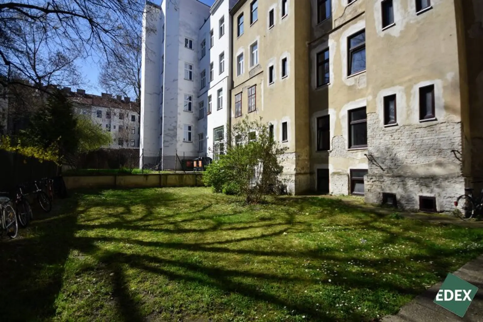 Sanierungsbedürftige 1,5-Zimmer-Wohnung im 16. Bezirk