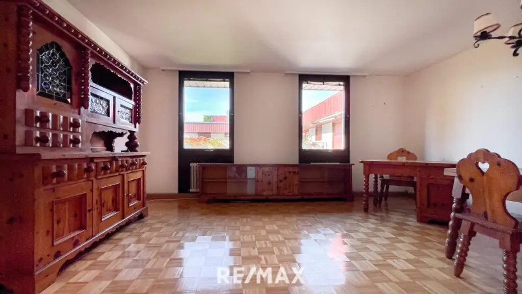 Bungalow - 4-Zimmer mit Pool und Sauna sowie privater Garten