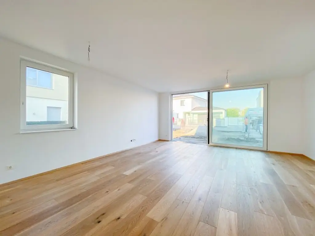 119 m2 Wohnfläche, 4 Zimmer, Doppelhaushälfte mit 93 m2 Garten in Mitterndorf, in ruhiger Wohnhausanlage!