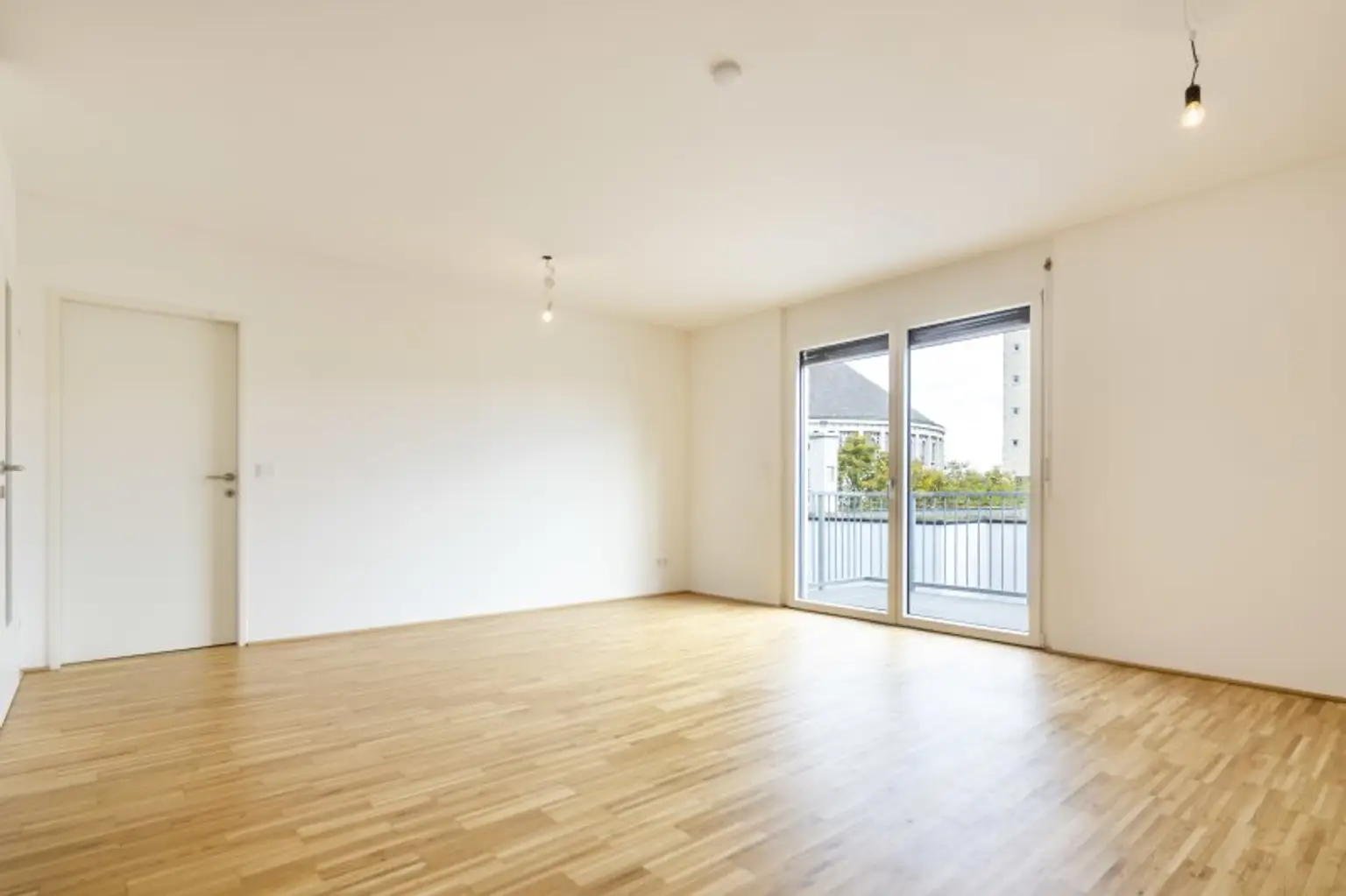 **Hofseitiger Balkon** Modernes Wohnen in ruhiger Lage