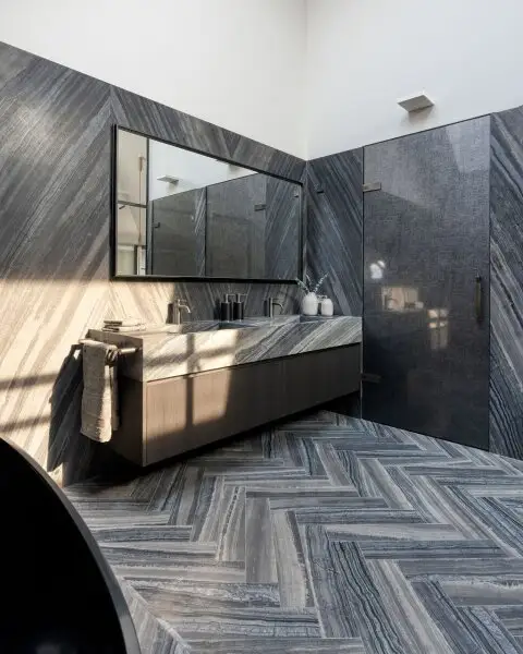 Exklusive Dachgeschoßwohnung: Ein einzigartiges Masterpiece an Design