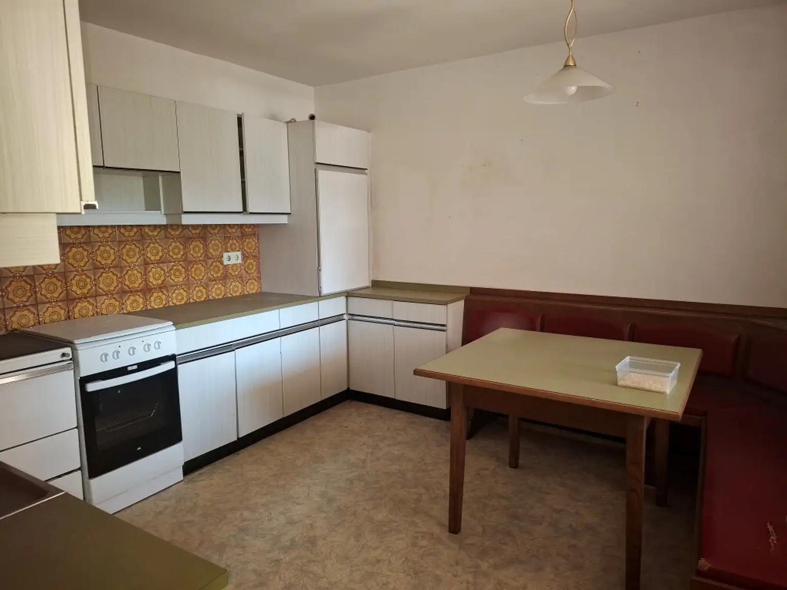 3-Familien-Wohnhaus mit Doppelgarage und Grundstück in sonniger Ruhelage in Pernegg an der Mur zu kaufen !