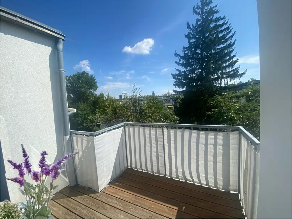 HIETZING - 2 Zimmer + BALKON in Ruhelage  I 1 Bedroom  Apartment + Balcony  INKLUSIVE TG PARKPLATZ