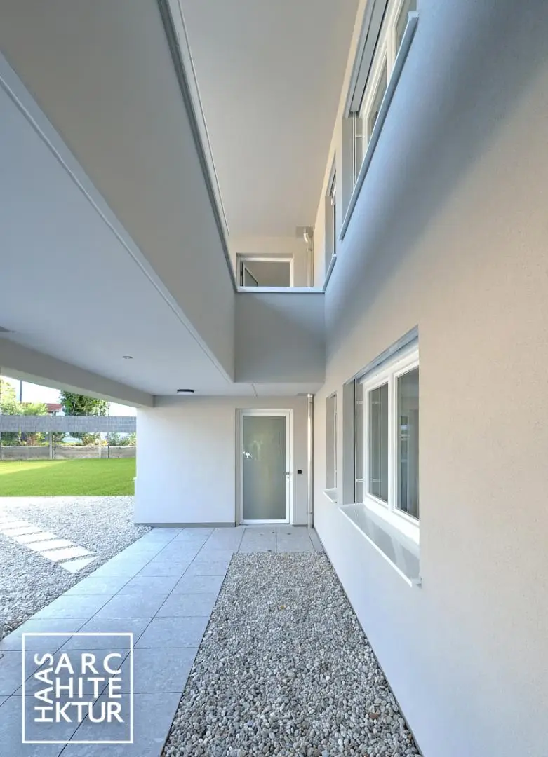 Gartenwohnung 4-Zimmer barrierefrei