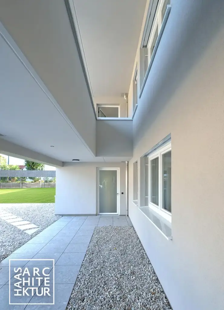 Gartenwohnung 4-Zimmer barrierefrei