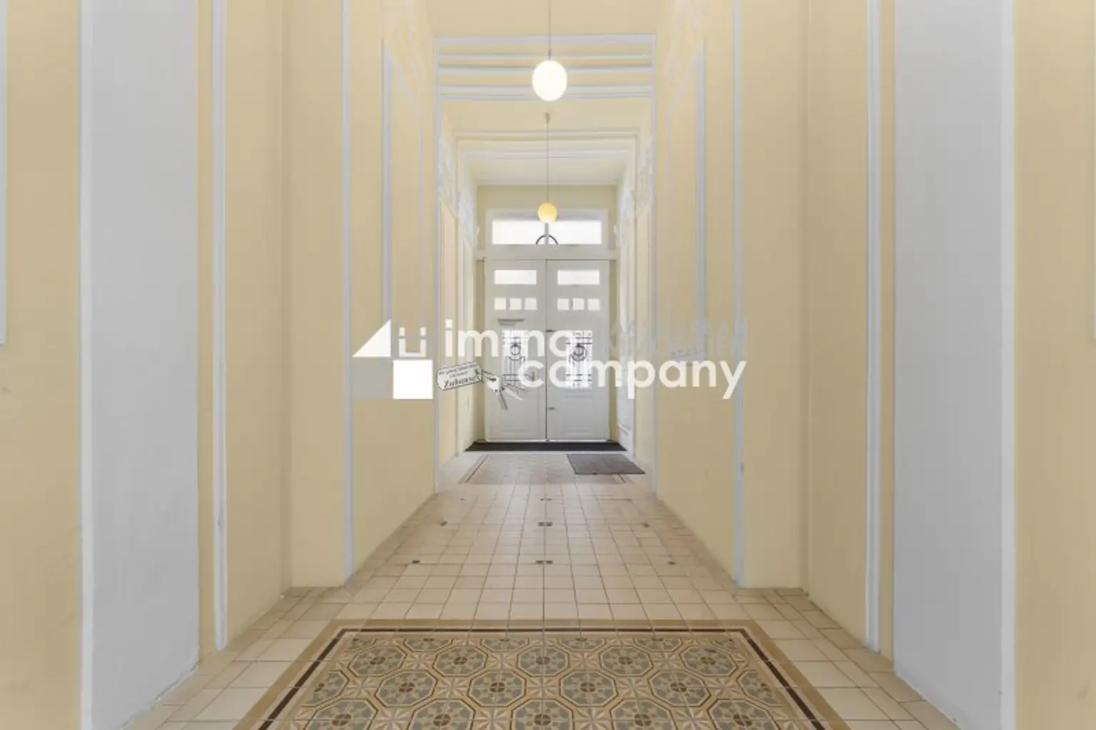 Elegante Altbauwohnung, mit Charakter