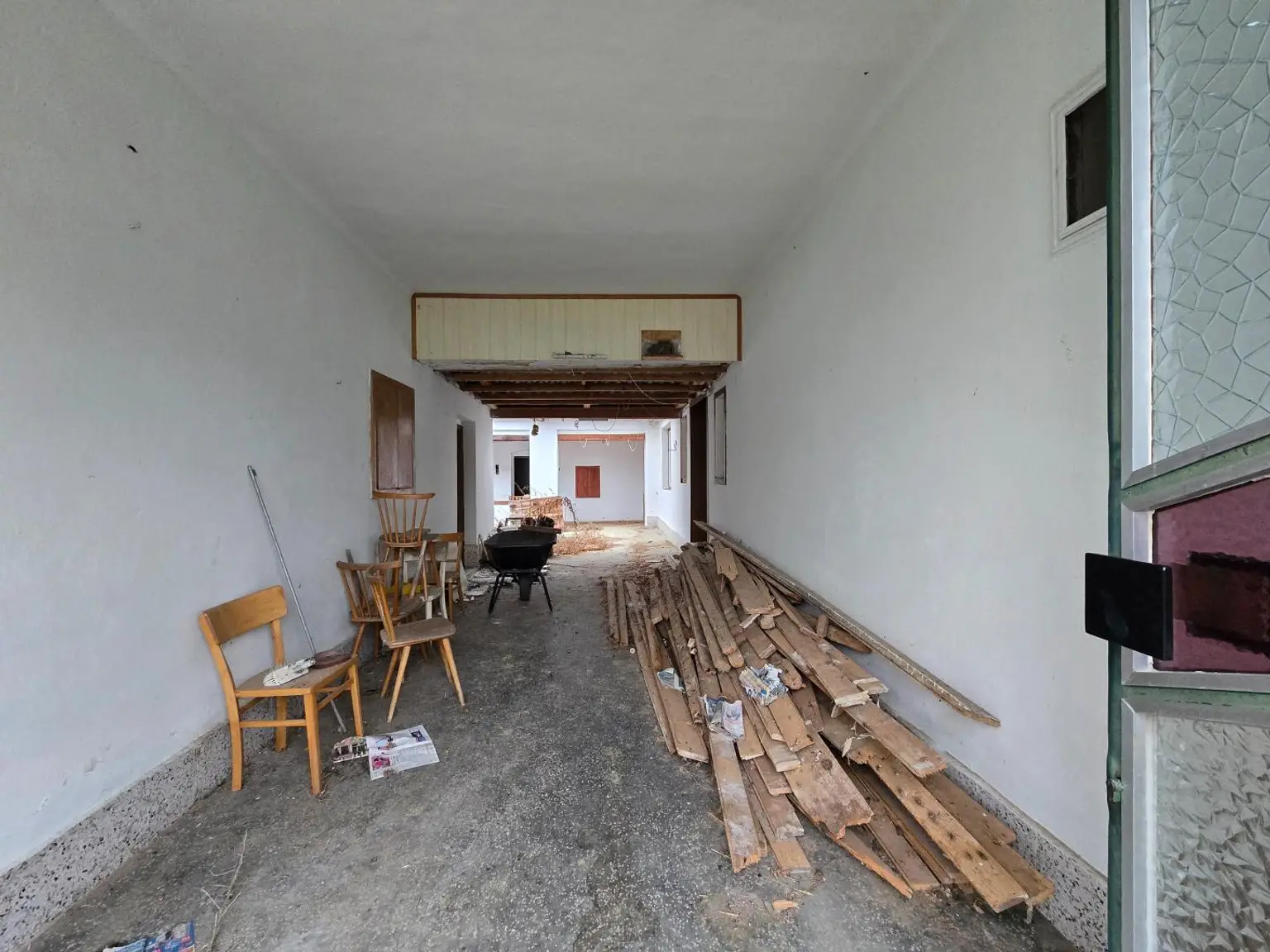 Dreikanthof mit vier Grundstücken in einer Sackgasse (ruhige Lage)