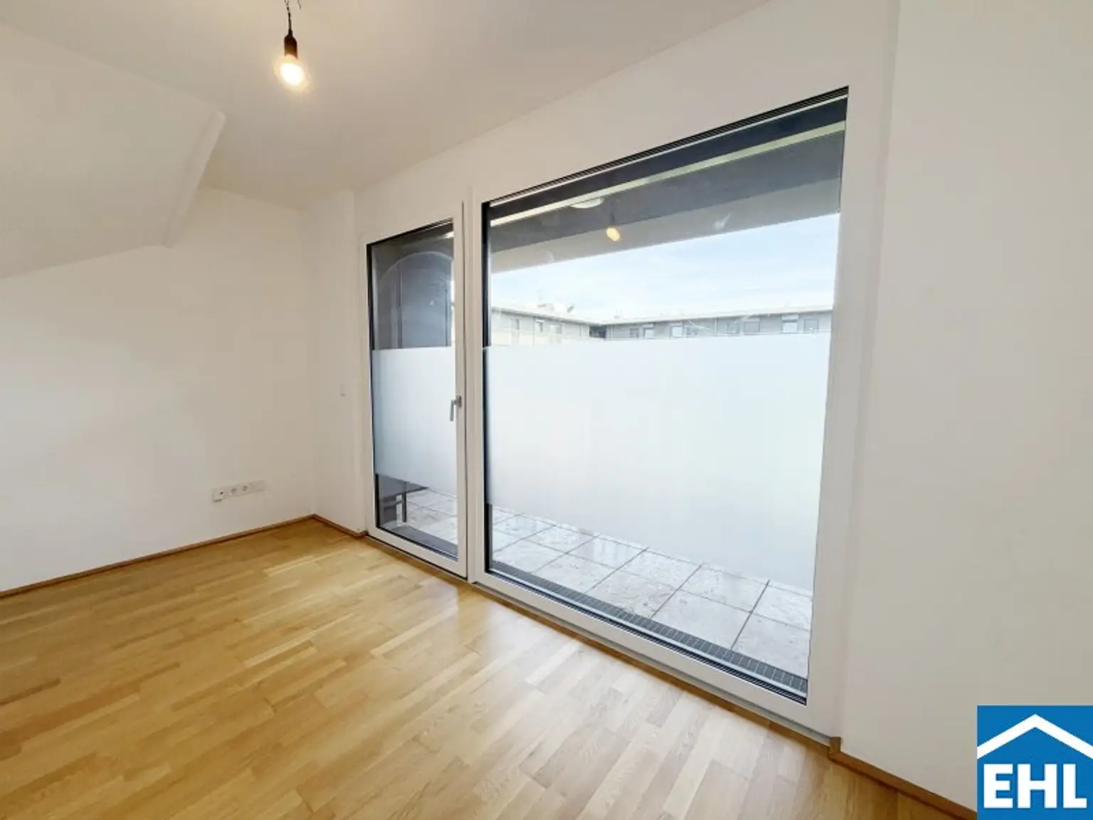 Schlafzimmer 1.2