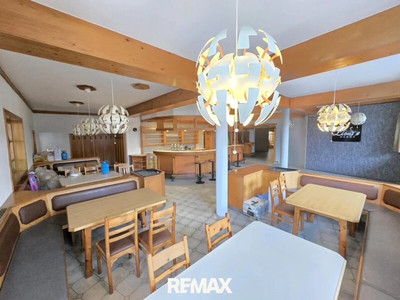 15 Restaurant
