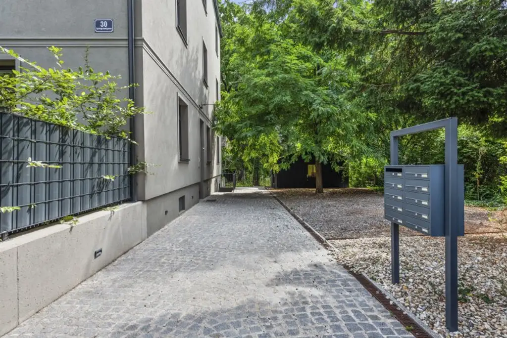 ***Großzügige 4-Zimmer-Wohnung mit 2 Balkonen in Top-Lage des 19. Bezirks – Nähe Kahlenberg***