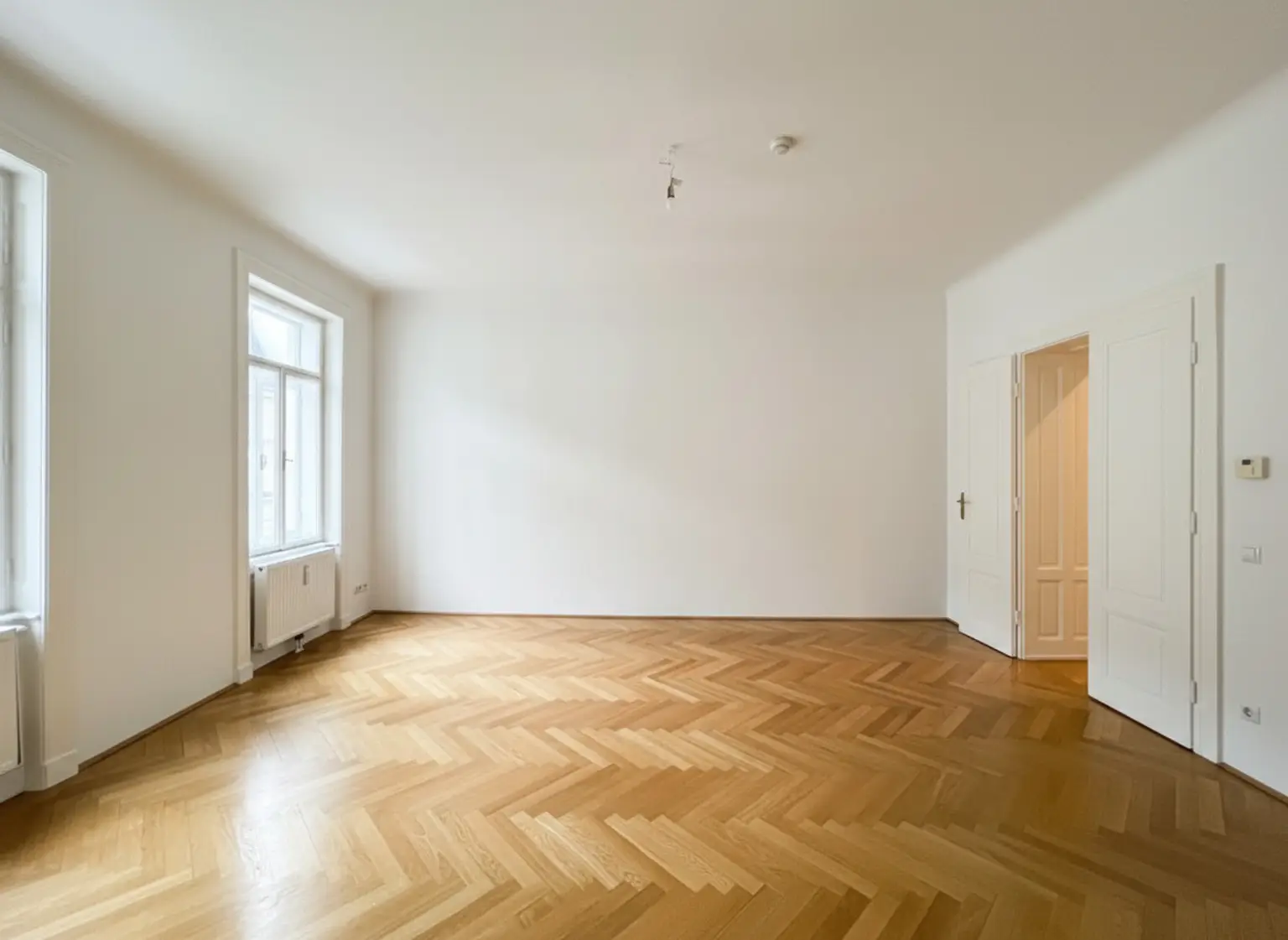 Unbefristet: Stilvolle, ruhige Stadtwohnung in zentraler Lage