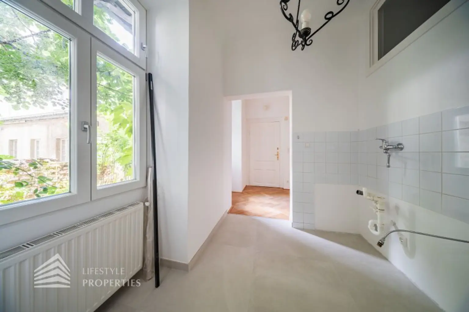 Helle 2-Zimmer Wohnung, Nähe Einsiedlerpark